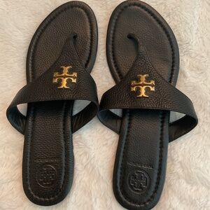 Tory Burch Everly Flat Thong Leather Black 8